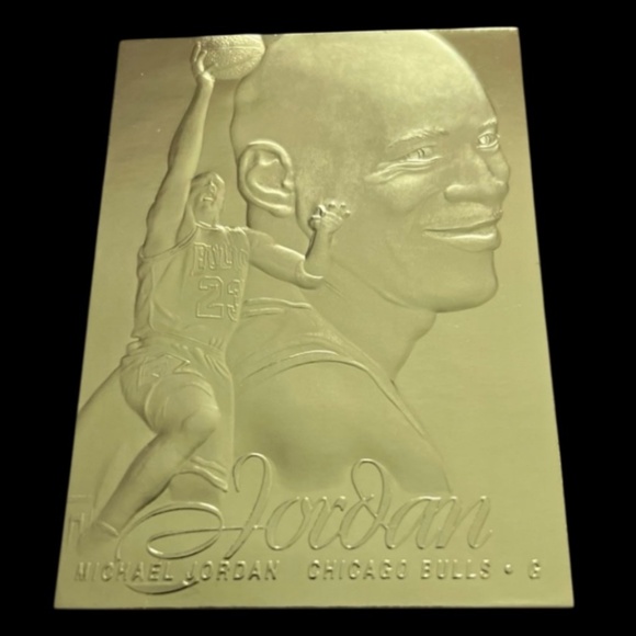 🔥🏀1996 FLEER MICHAEL JORDAN BASKETBALL CARD - GOLD LEAF - LIMITED EDITION - Picture 1 of 2